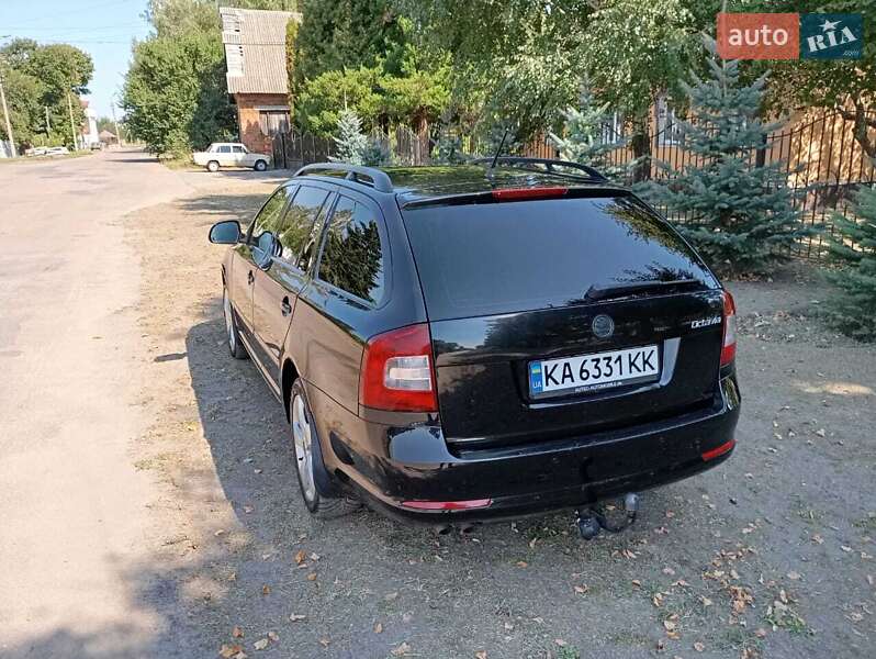 Универсал Skoda Octavia 2011 в Борзне