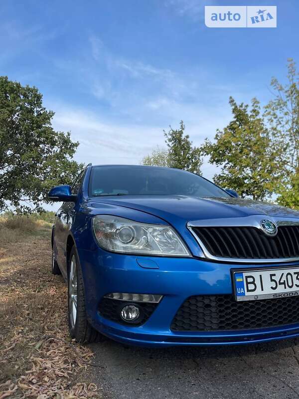 Універсал Skoda Octavia 2010 в Нових Санжарах