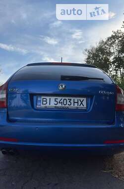 Универсал Skoda Octavia 2010 в 