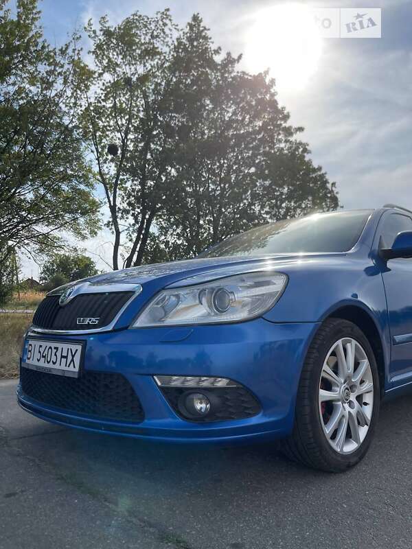 Універсал Skoda Octavia 2010 в Нових Санжарах