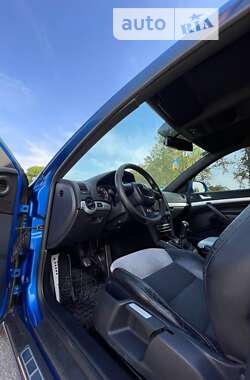 Универсал Skoda Octavia 2010 в 