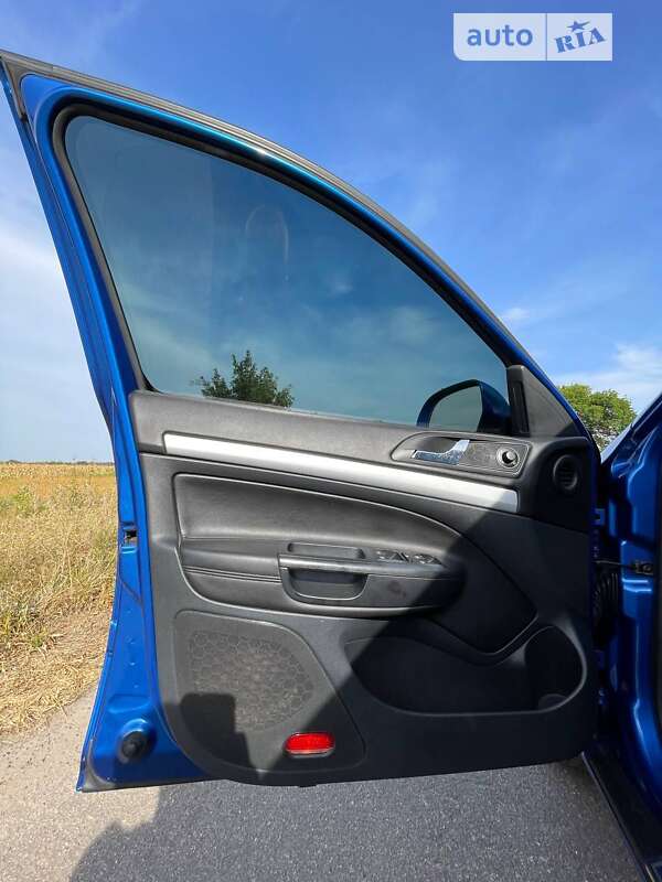 Універсал Skoda Octavia 2010 в Нових Санжарах