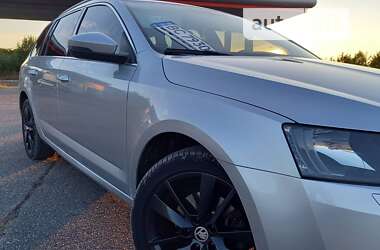 Универсал Skoda Octavia 2018 в Золочеве