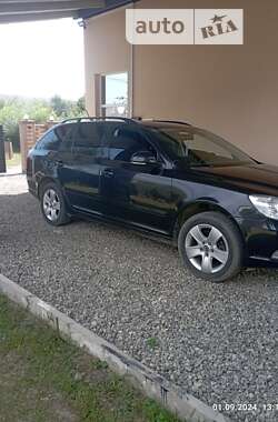 Универсал Skoda Octavia 2010 в Добрянском
