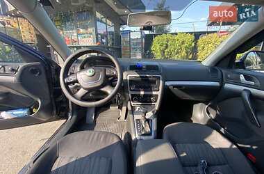 Лифтбек Skoda Octavia 2012 в 