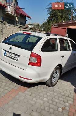 Универсал Skoda Octavia 2011 в 