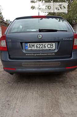 Универсал Skoda Octavia 2010 в Звягеле