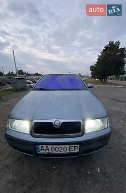 Лифтбек Skoda Octavia 2002 в Киеве