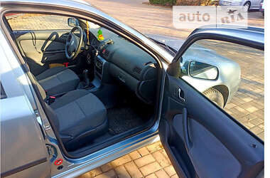Универсал Skoda Octavia 2003 в 