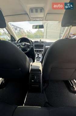Універсал Skoda Octavia 2010 в 