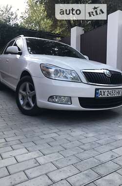 Універсал Skoda Octavia 2012 в Харкові