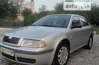 Лифтбек Skoda Octavia 2003 в 