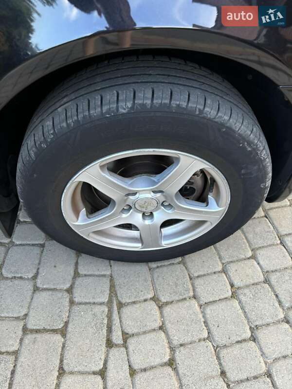 Ліфтбек Skoda Octavia 2010 в Львові