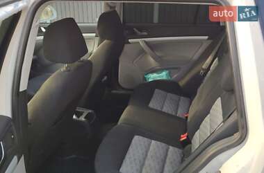 Универсал Skoda Octavia 2010 в 