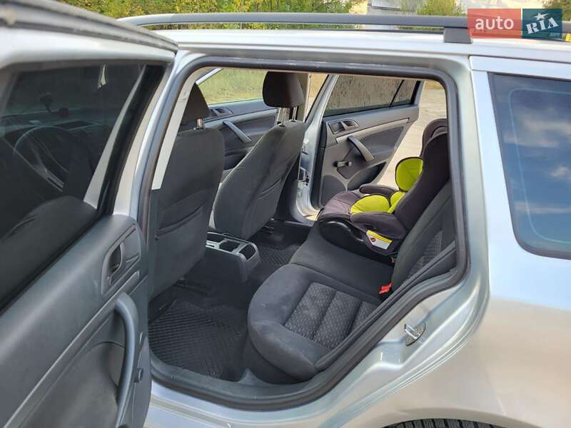 Универсал Skoda Octavia 2011 в Николаеве