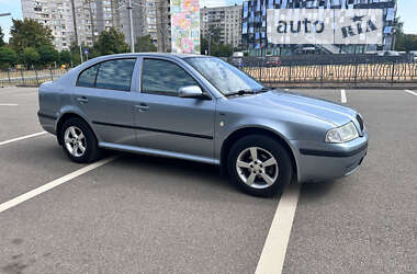 Ліфтбек Skoda Octavia 2004 в Харкові