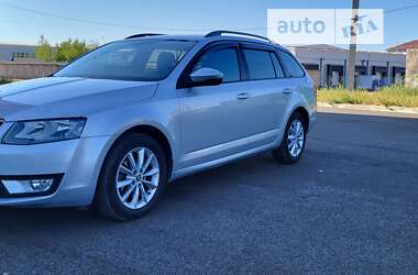 Універсал Skoda Octavia 2015 в Харкові