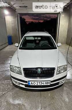 Универсал Skoda Octavia 2005 в Верхнем Водяном