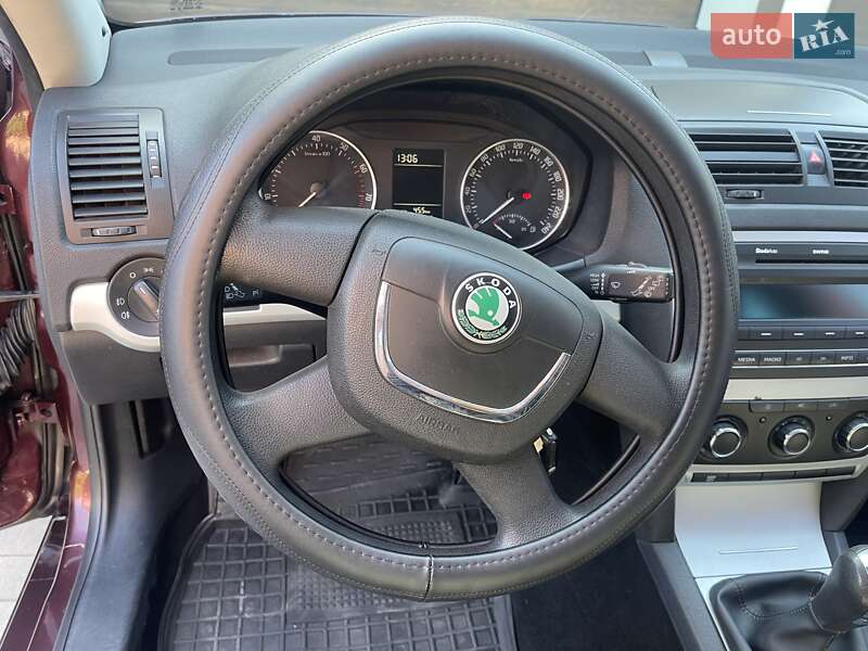 Ліфтбек Skoda Octavia 2009 в Вінниці