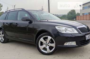 Універсал Skoda Octavia 2009 в Сумах