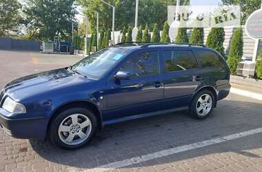 Універсал Skoda Octavia 2002 в Харкові