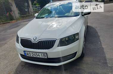 Универсал Skoda Octavia 2014 в Ужгороде