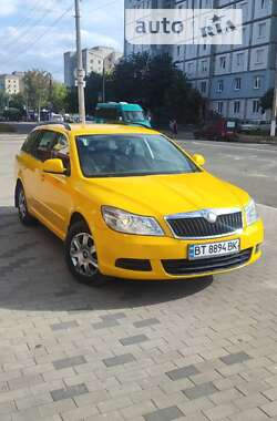 Універсал Skoda Octavia 2010 в Харкові