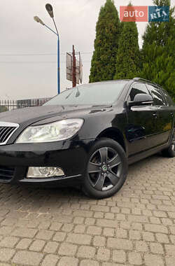 Универсал Skoda Octavia 2009 в Львове