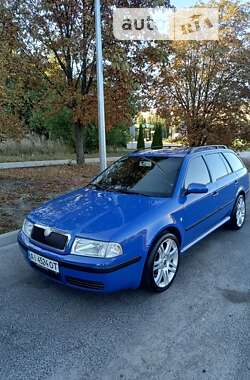 Універсал Skoda Octavia 2005 в Черкасах