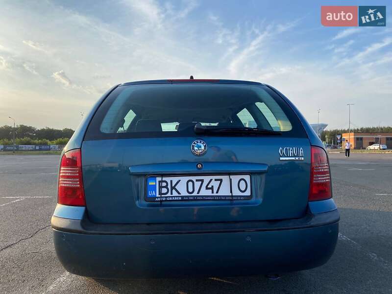 Універсал Skoda Octavia 2002 в Києві