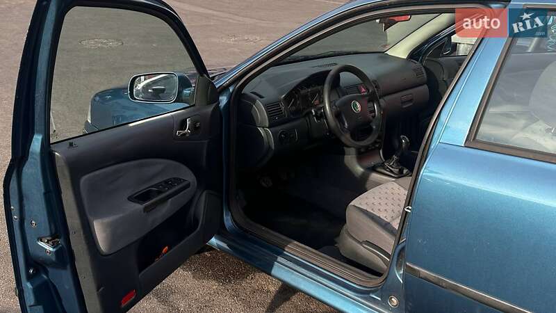 Універсал Skoda Octavia 2002 в Києві