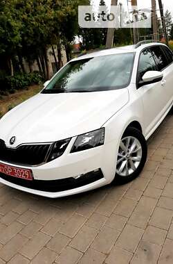 Универсал Skoda Octavia 2018 в Луцке