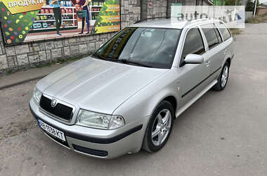 Универсал Skoda Octavia 2003 в Виннице