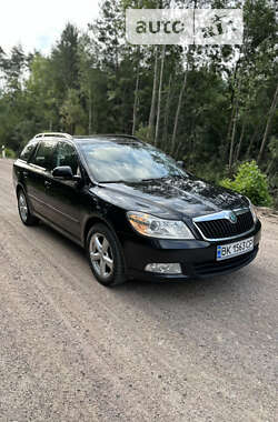 Универсал Skoda Octavia 2012 в Костополе