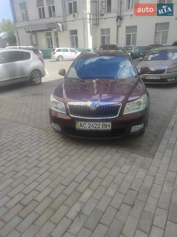 Универсал Skoda Octavia 2013 в Луцке фото 5 Универсал Skoda Octavia 2013 в Луцке