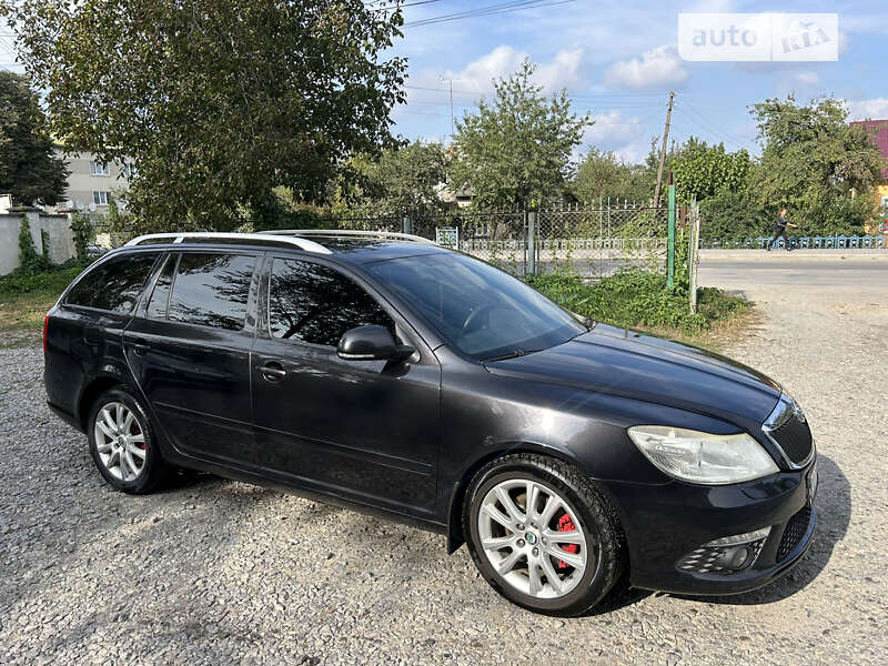 Универсал Skoda Octavia 2009 в Борщеве