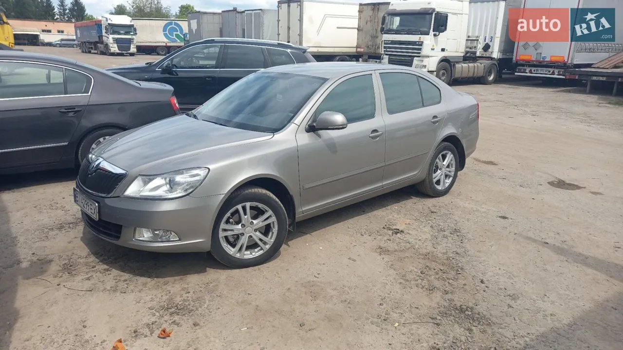 2010 Skoda Octavia - мініатюра 48