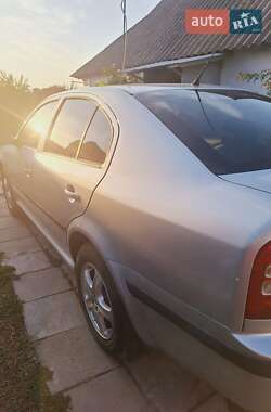 Лифтбек Skoda Octavia 2009 в 