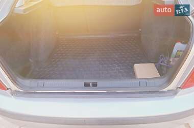 Лифтбек Skoda Octavia 2009 в 