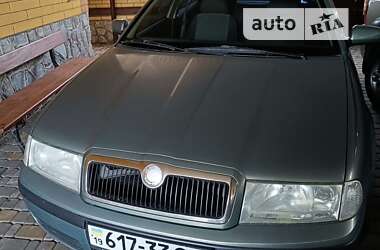 Лифтбек Skoda Octavia 2003 в Сумах