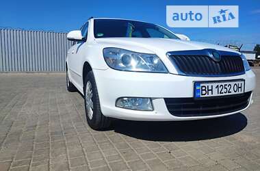 Універсал Skoda Octavia 2012 в Одесі