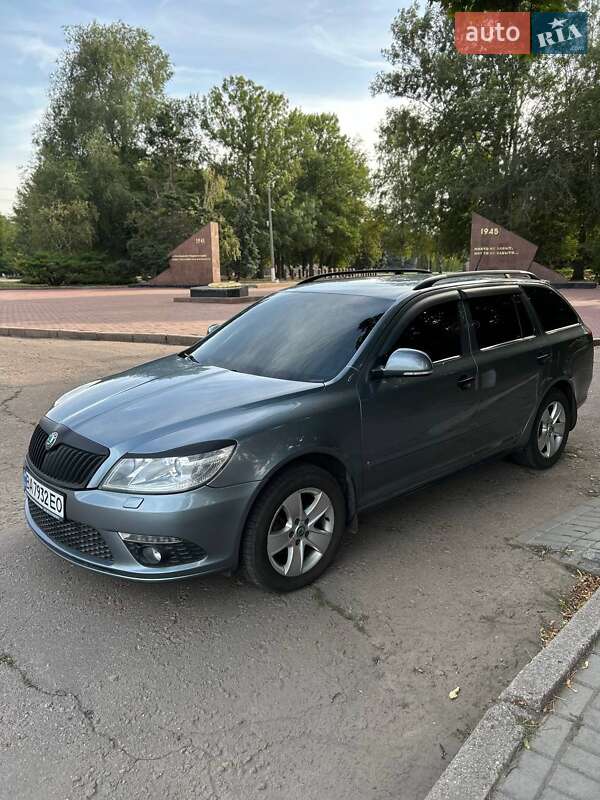 Універсал Skoda Octavia 2012 в Кропивницькому