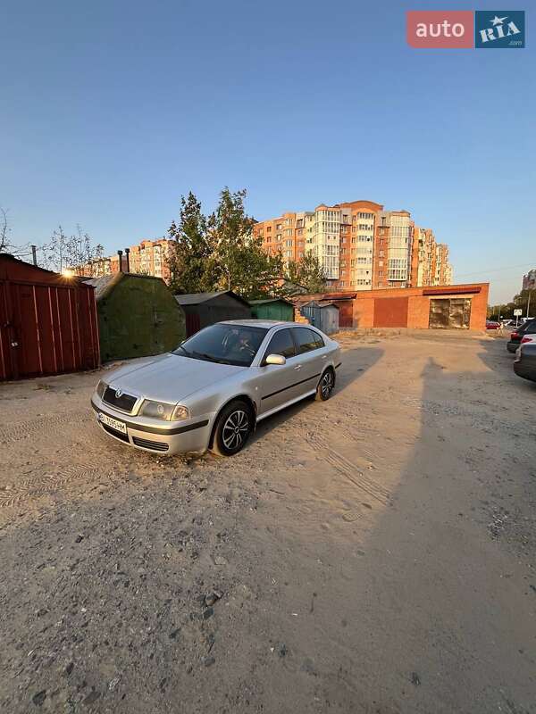 Лифтбек Skoda Octavia 2000 в Полтаве