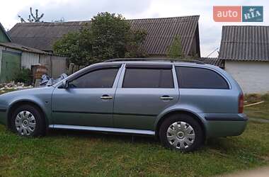 Универсал Skoda Octavia 2003 в 