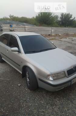 Лифтбек Skoda Octavia 1999 в Новомосковске