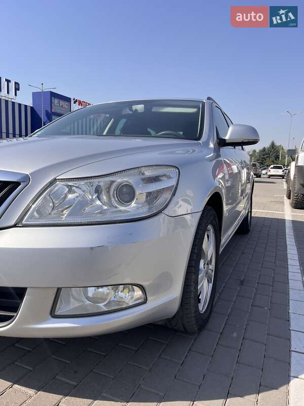 Універсал Skoda Octavia 2010 в Львові