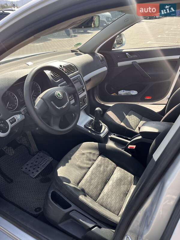 Універсал Skoda Octavia 2010 в Львові