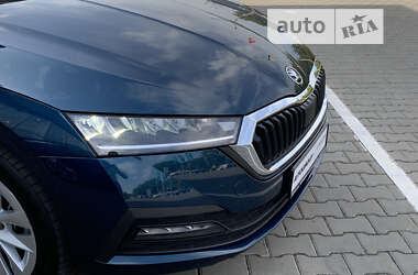 Лифтбек Skoda Octavia 2023 в Одессе