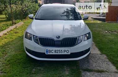 Лифтбек Skoda Octavia 2017 в Львове