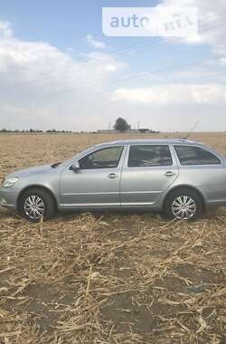 Універсал Skoda Octavia 2009 в Любимівці